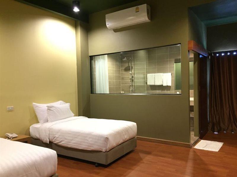 Work Den Chiangrai Hotel Chiang Rai Bagian luar foto