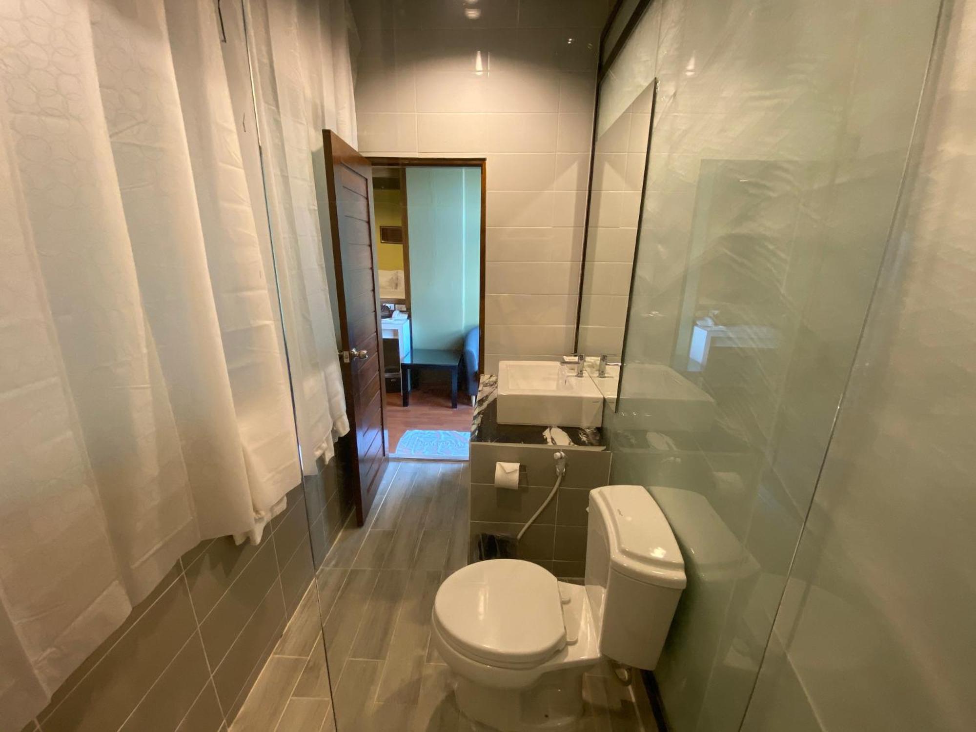 Work Den Chiangrai Hotel Chiang Rai Bagian luar foto